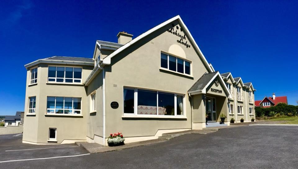Lehinch Lodge Lahinch Bagian luar foto